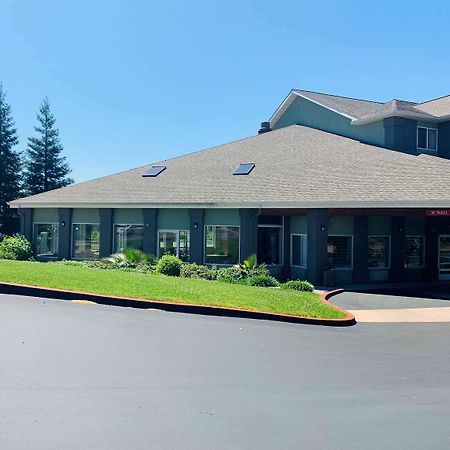 Surestay Plus Hotel By Best Western Redding Dış mekan fotoğraf