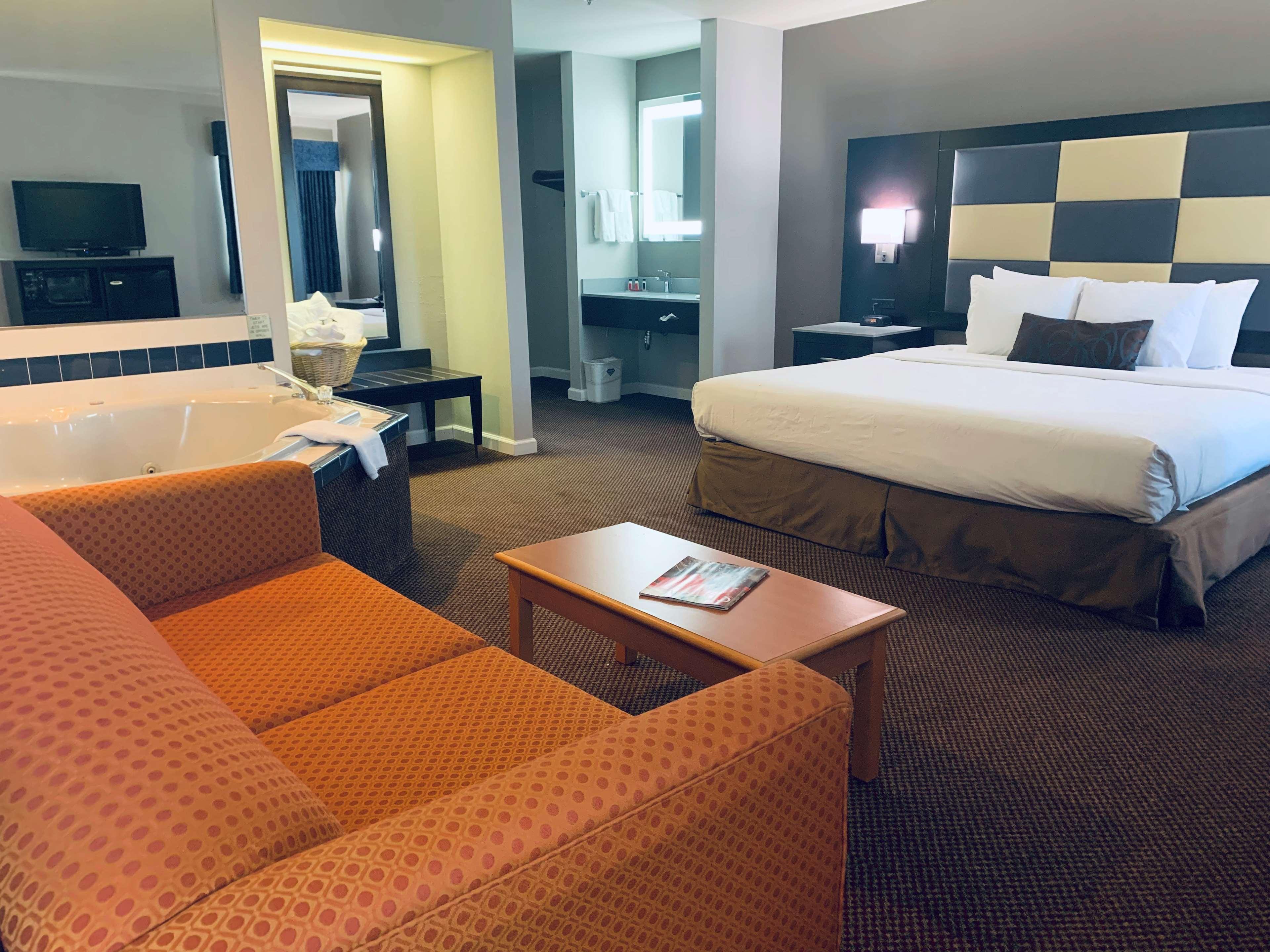 Surestay Plus Hotel By Best Western Redding Dış mekan fotoğraf