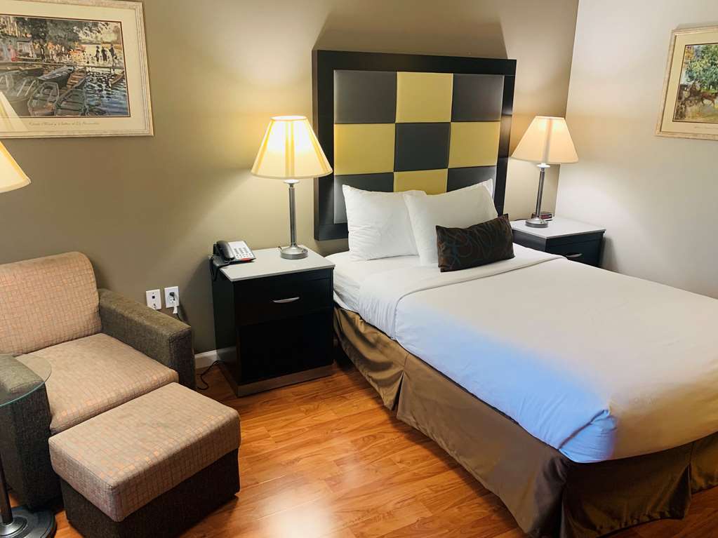 Surestay Plus Hotel By Best Western Redding Oda fotoğraf