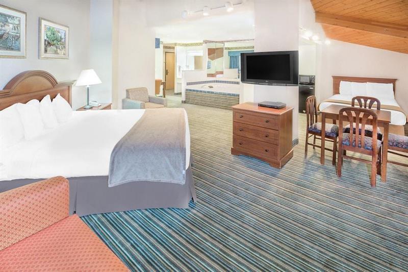 Surestay Plus Hotel By Best Western Redding Dış mekan fotoğraf