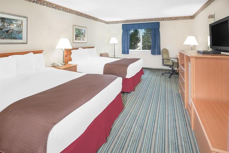 Surestay Plus Hotel By Best Western Redding Dış mekan fotoğraf